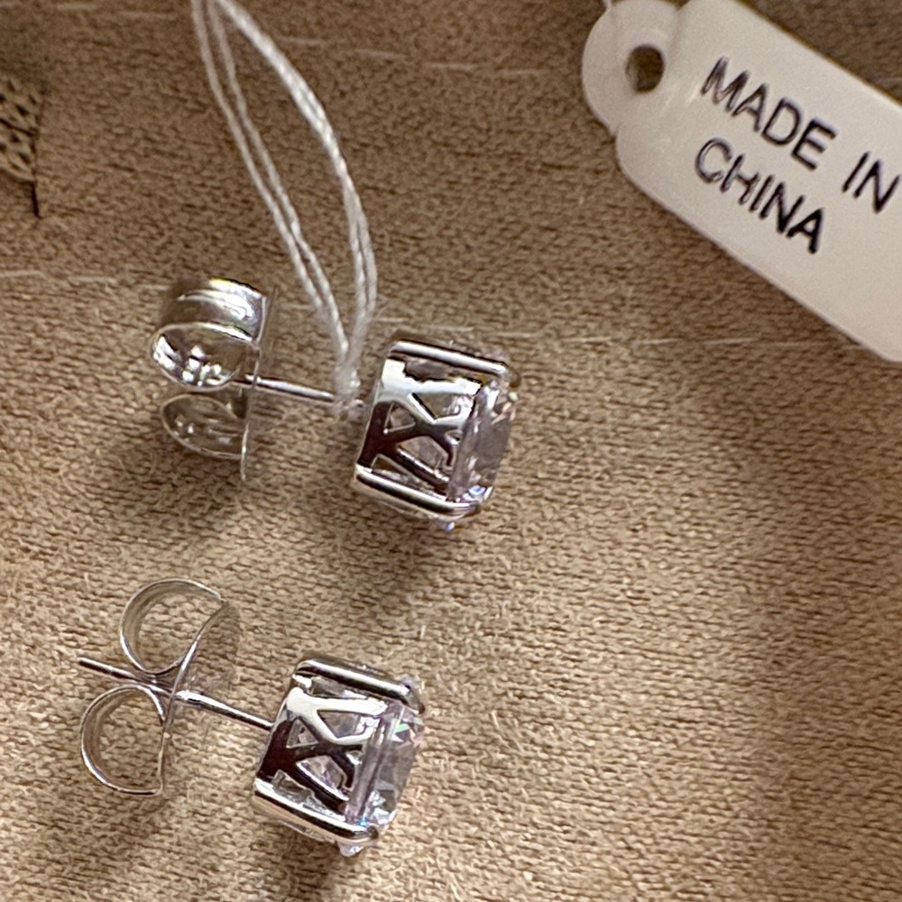 Elegant Silver Stud Earrings - Picture 7 of 10